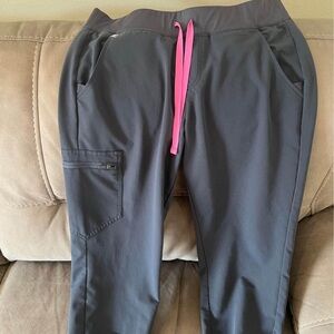 Figs joggers petite gray size large